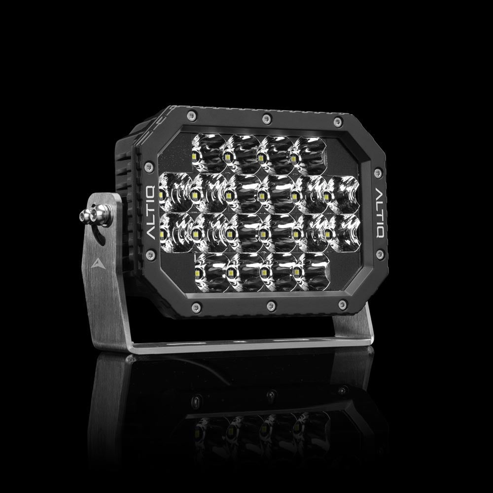ALTIQ Quad V3 LED Driving Lights beam