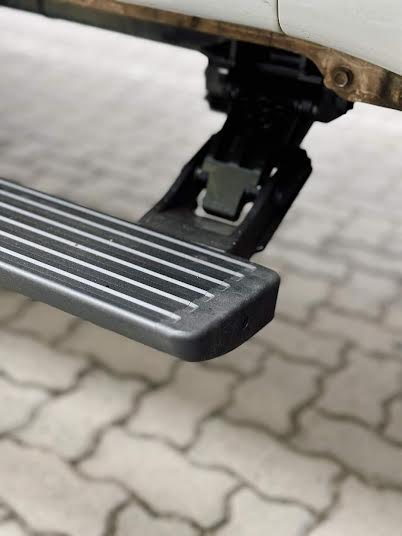 D.A.G | Toyota Fortuner Electric Side Steps (2016+) - image 2