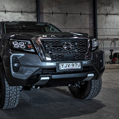 TRAILBAIT Nissan Navara Behind-Grille Light Bar - image 3