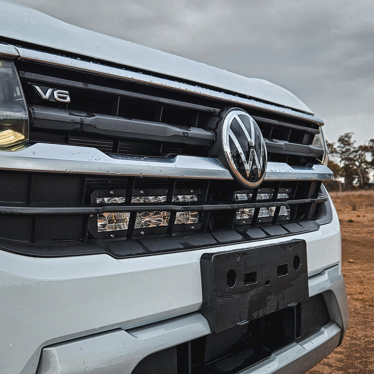 TRAILBAIT All-New VW Amarok Behind-Grille Light Bar - image 2