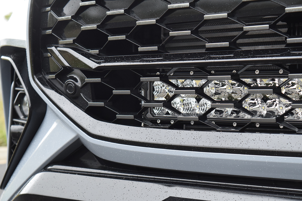 TRAILBAIT Isuzu MU-X Behind-Grille Light Bar - image 4