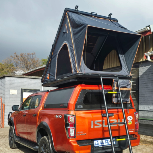 AGV clam shell roof top tent - image 2