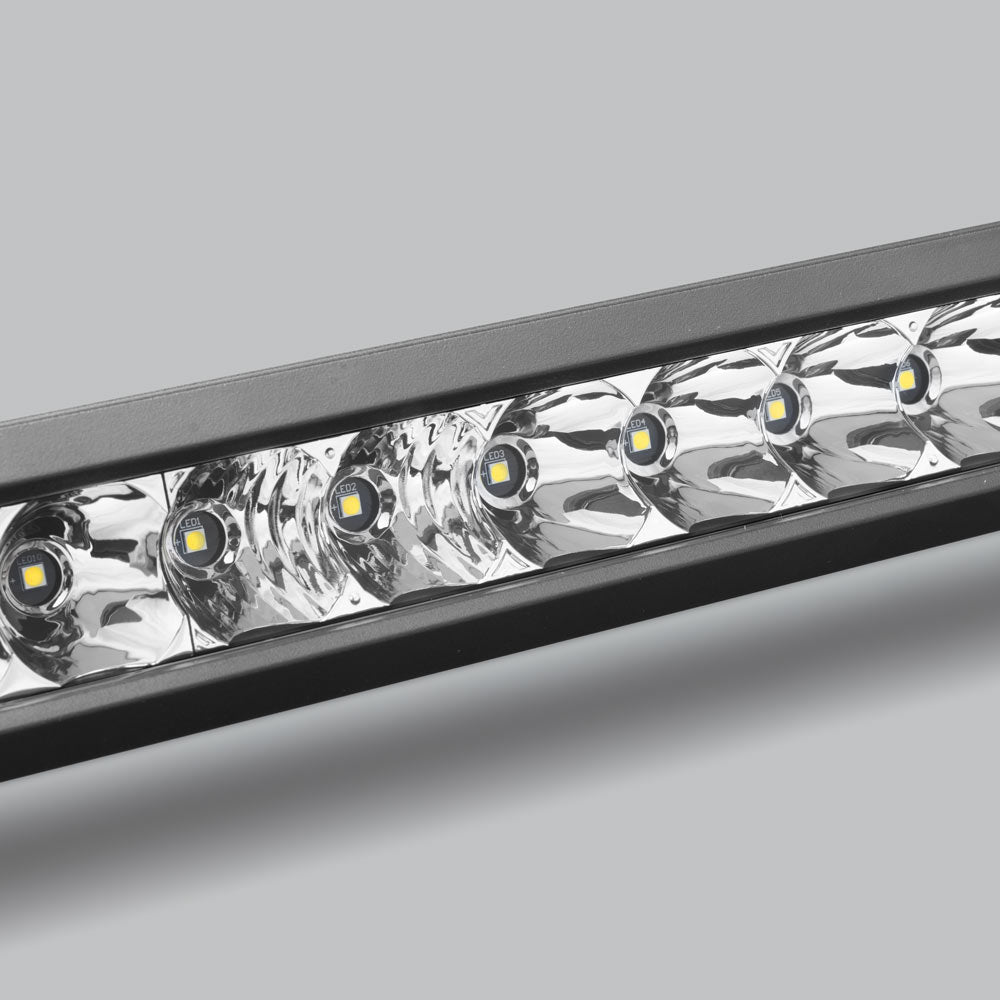 ALTIQ 72" Hybrid Single Row Light Bar beam