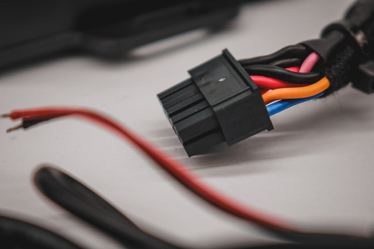 TRAILBAIT N90 Hilux High Beam Wiring Kit - image 4