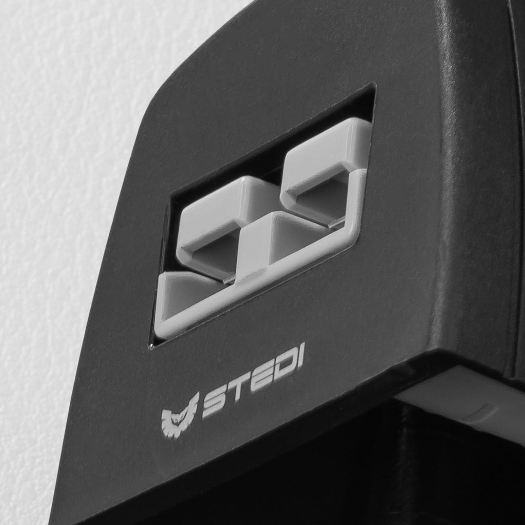 STEDI surface mount Anderson socket single with plug