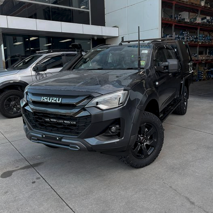 TRAILBAIT Isuzu D-Max Behind-Grille Light Bar - image 3