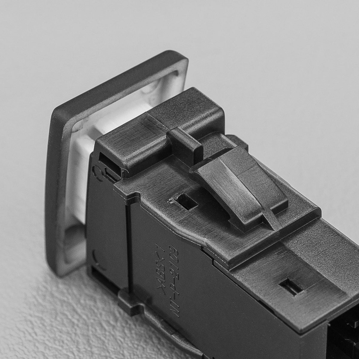 STEDI D-MAX Holden Colorado Push Button Switch