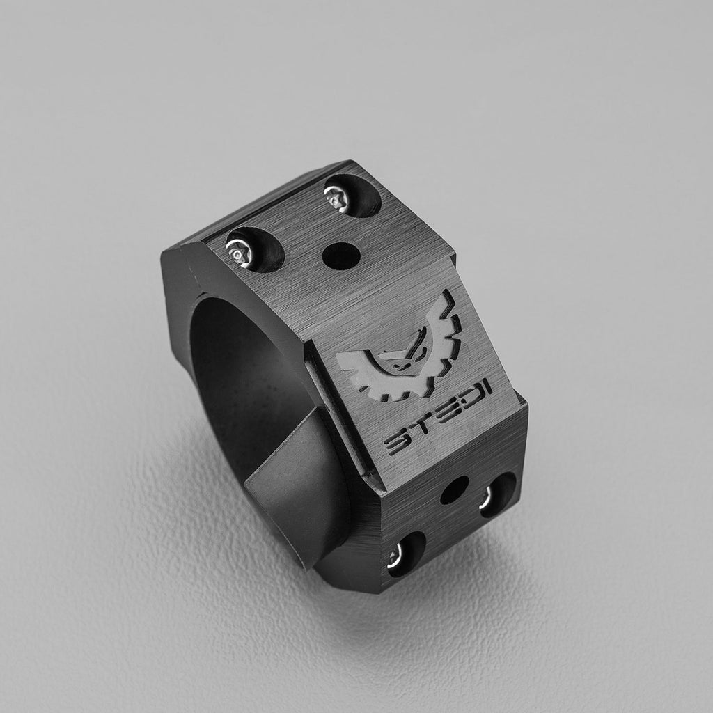 STEDI HEX bull bar tube mounting bracket, fitted